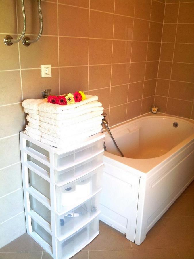 Apartment Maria - Comfortable Kastela Ngoại thất bức ảnh