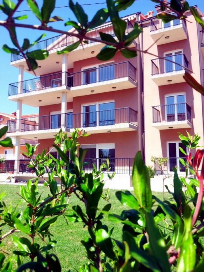 Apartment Maria - Comfortable Kastela Ngoại thất bức ảnh