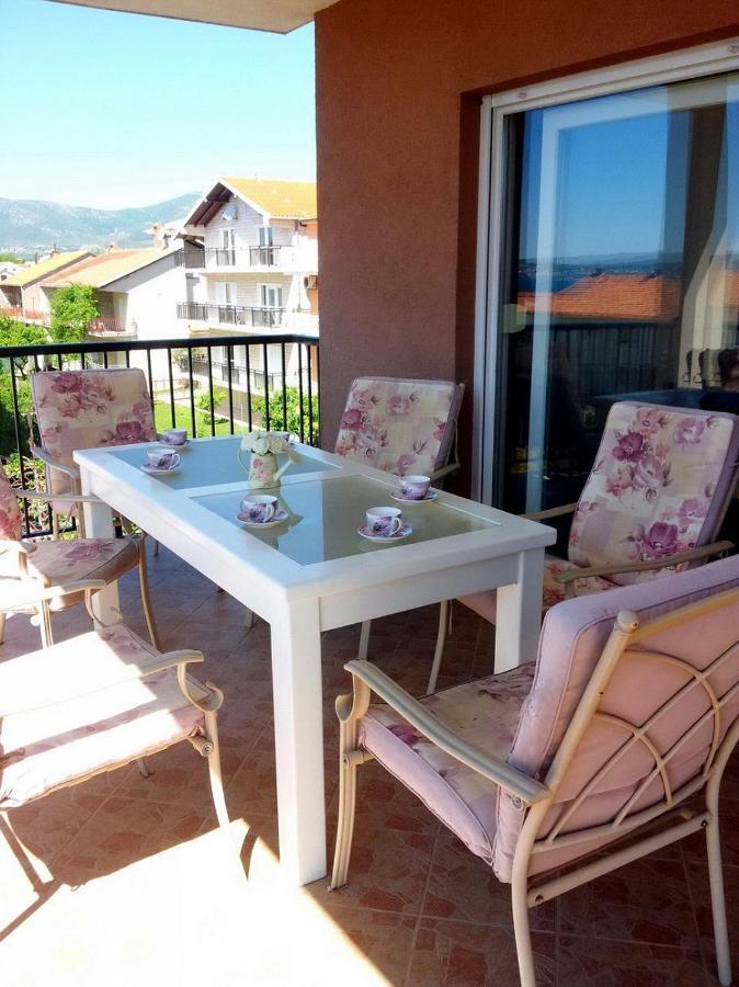 Apartment Maria - Comfortable Kastela Ngoại thất bức ảnh